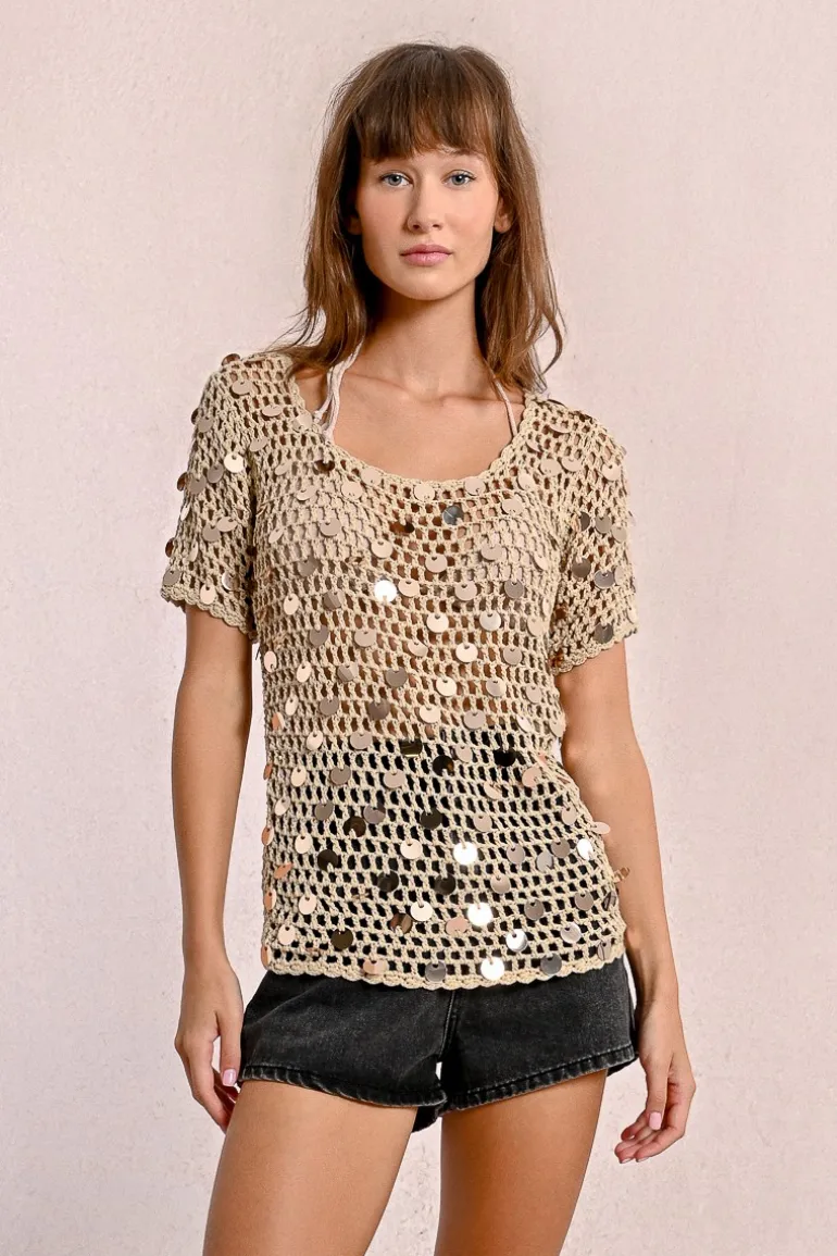 Top en crochet et sequins