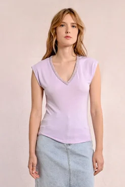 T-shirt à col V, orné de strass