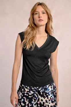 T-shirt à col V, orné de strass