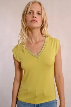 T-shirt à col V, orné de strass