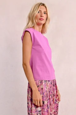 T-shirt à larges épaulettes