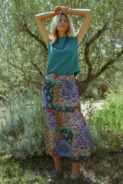 T-shirt à larges épaulettes
