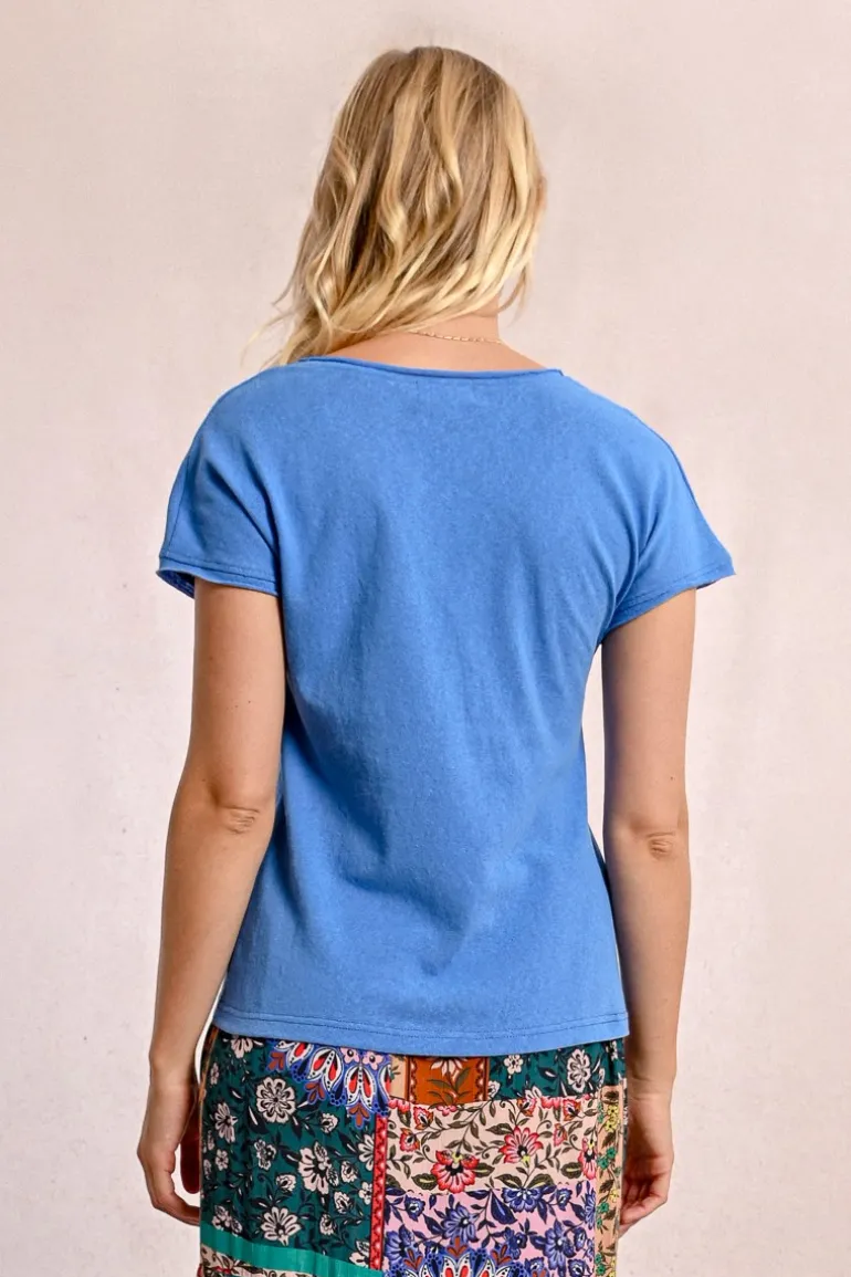 T-shirt col V