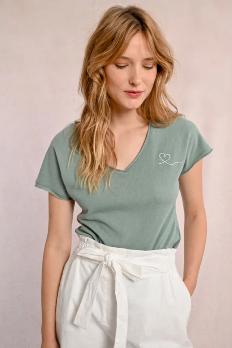 T-shirt col V