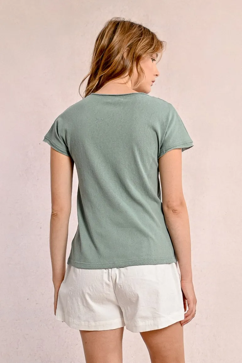 T-shirt col V