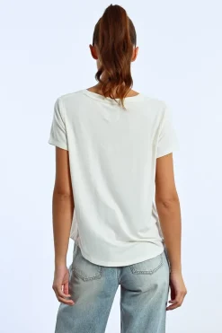 T-shirt c艙ur