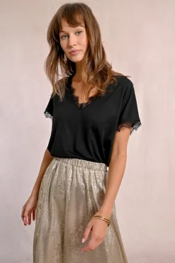 T-shirt dentelé