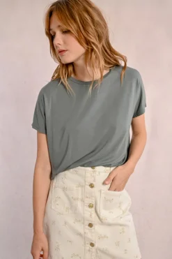 T-shirt droit à manches courtes