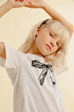 T-shirt graphique à n艙ud