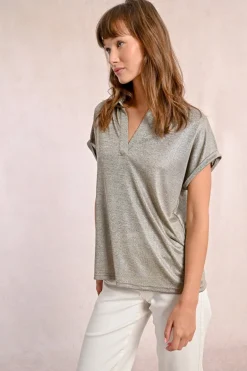 T-shirt polo