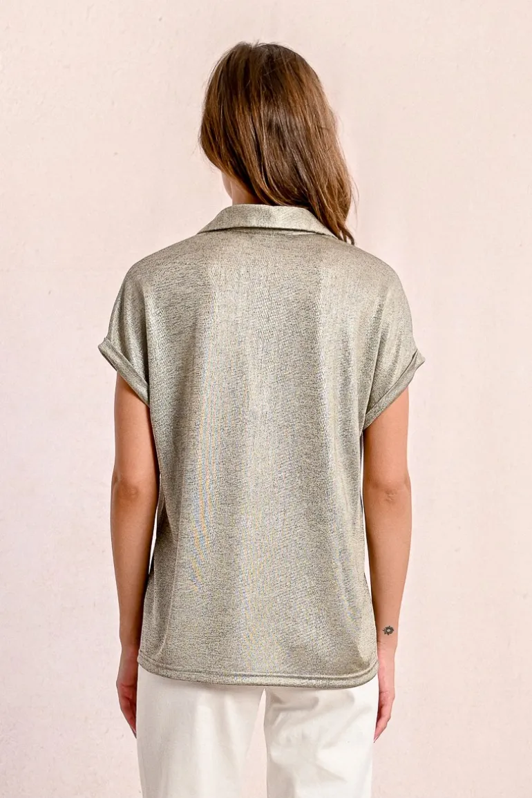T-shirt polo