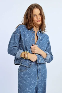 Veste en jean à motif c艙ur