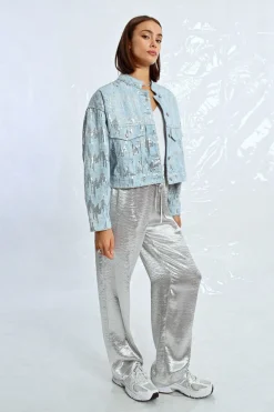 Veste en jean et sequins