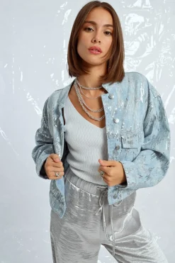 Veste en jean et sequins